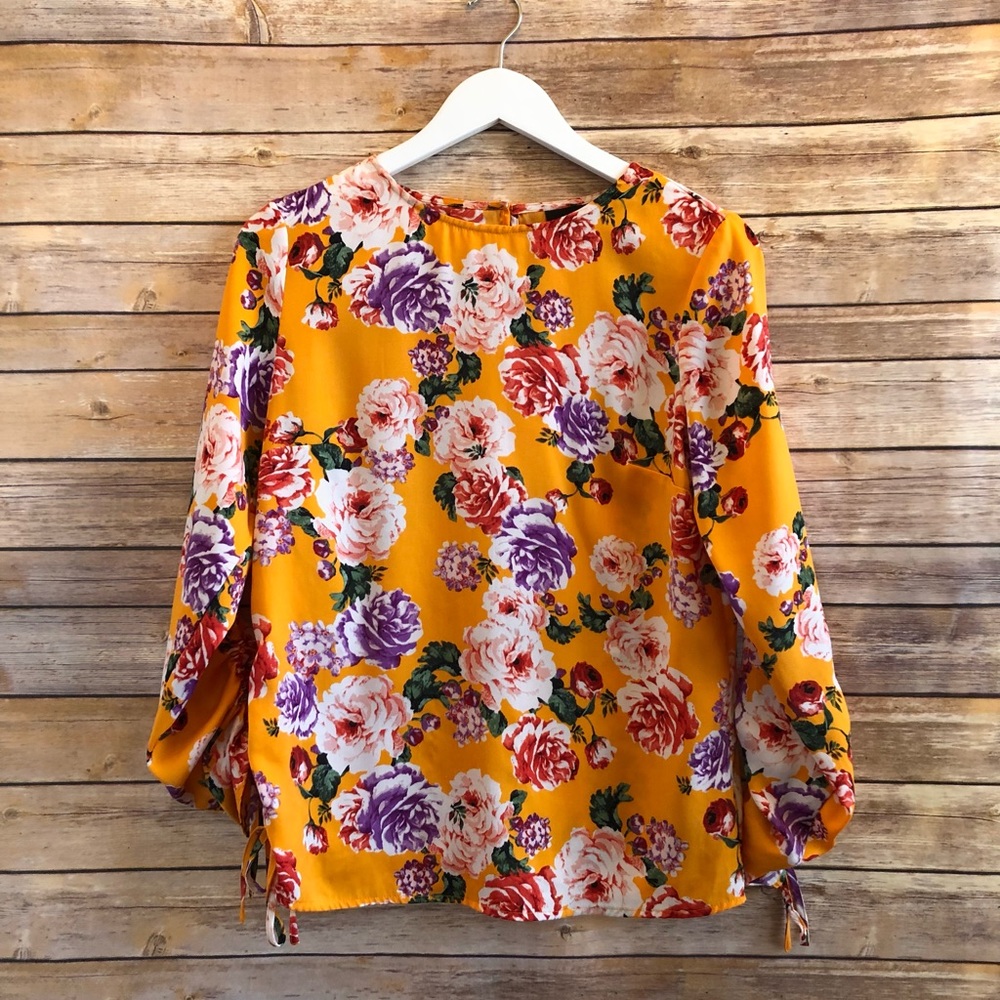 Who What Wear Floral Blouse Size XS